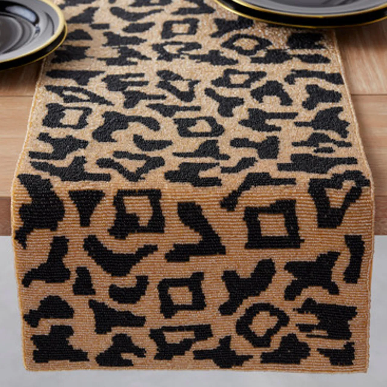 Z Gallerie Leo Beaded Runner> Tabletop Sale | Table Linens