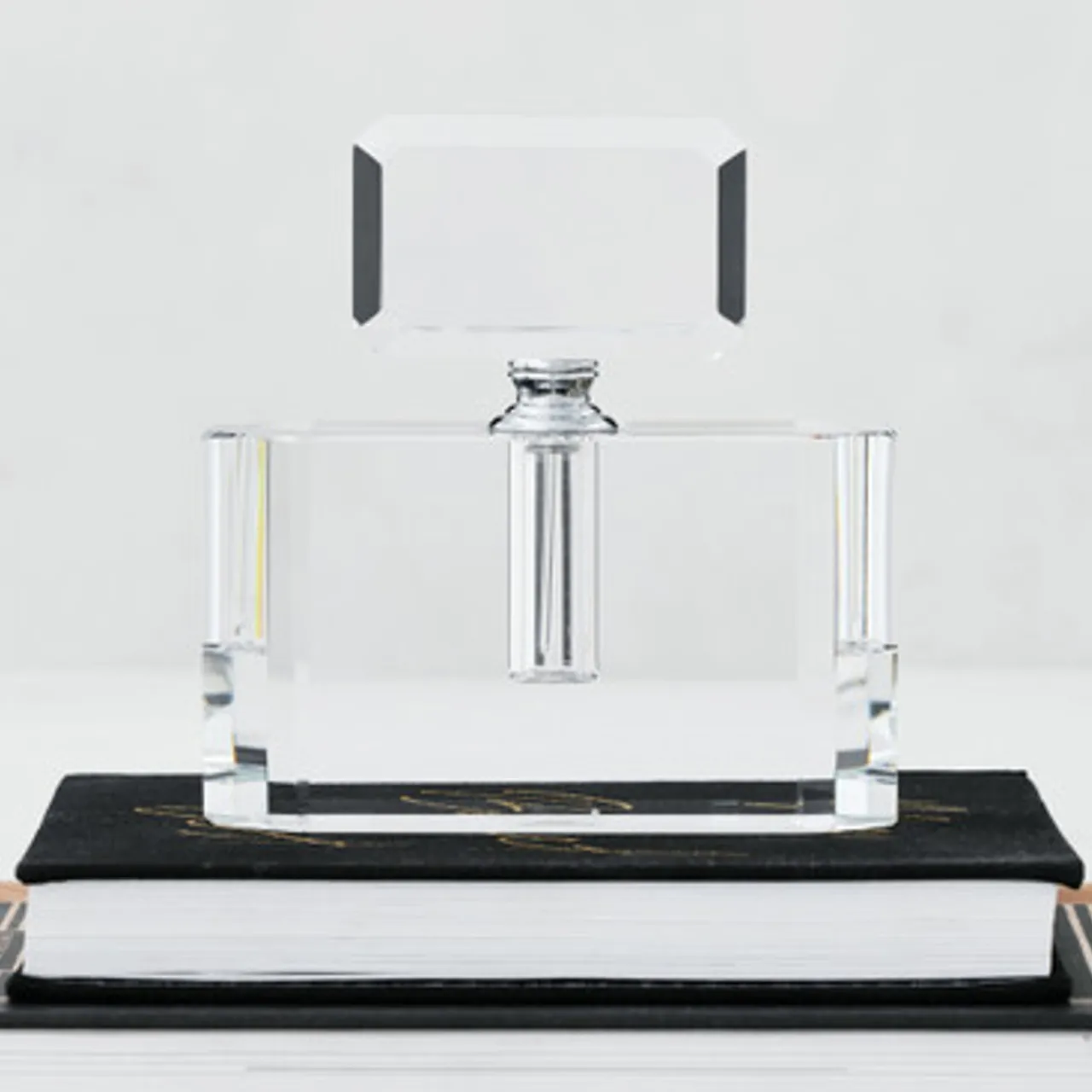 Z Gallerie Natalie Perfume Bottle> Décor Sale | Gift